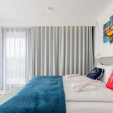 Sea&lake, Sun & Snow Апартаменты Мельно