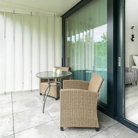 Sea&lake, Sun & Snow Мельно