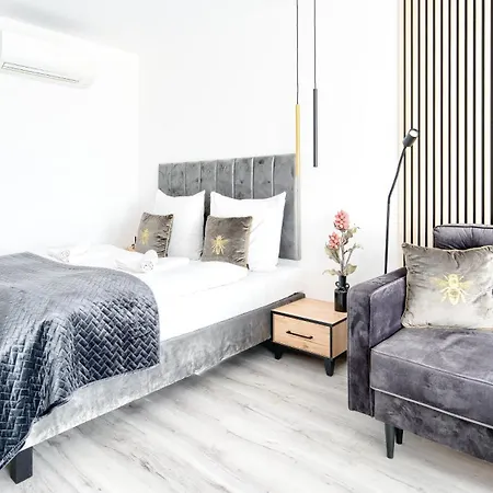 Апартаменты Sea&lake, Sun & Snow