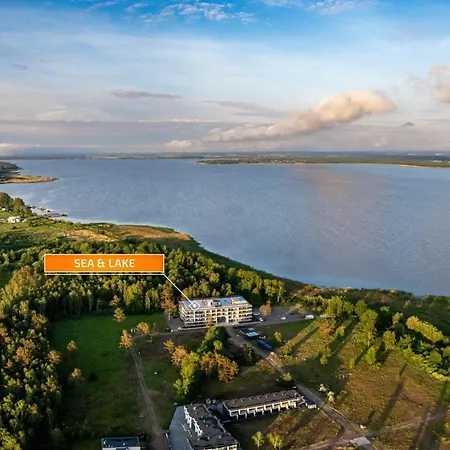 Sea&lake, Sun & Snow Апартаменты