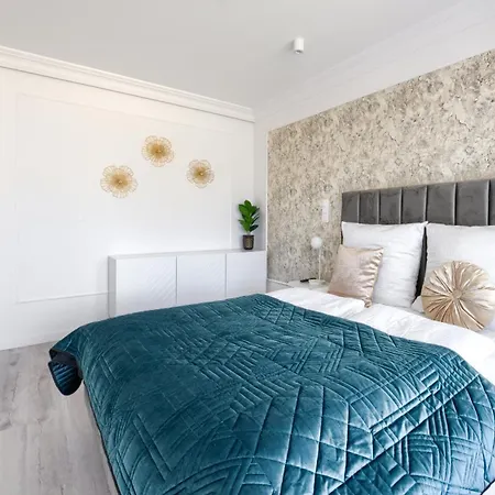 Апартаменты Sea&lake, Sun & Snow