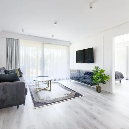 Sea&lake, Sun & Snow Апартаменты *