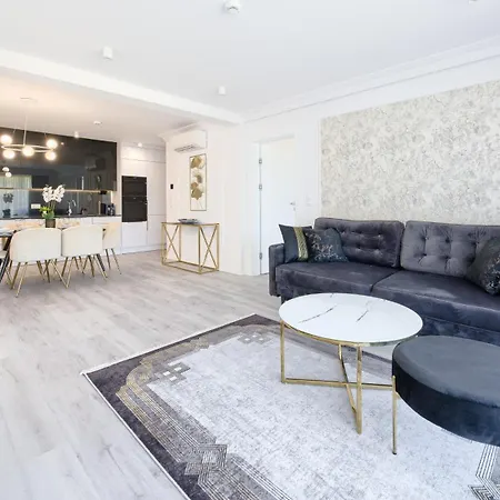 Апартаменты Sea&lake, Sun & Snow