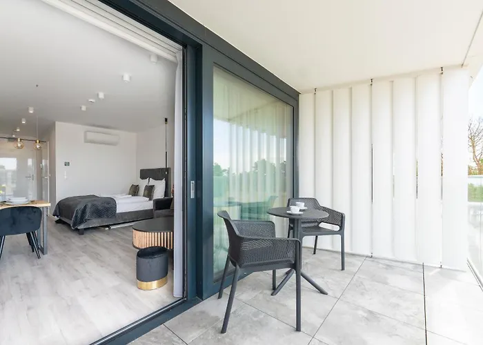 Sea&lake, Sun & Snow Mielno